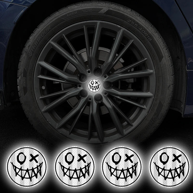 4PCS Reflective Smiling Face Car Stickers Waterproof Night Driving Safety Warning Vinyl Decals for DIY Car Truck SUV Wheel Hubs ATS Car Design