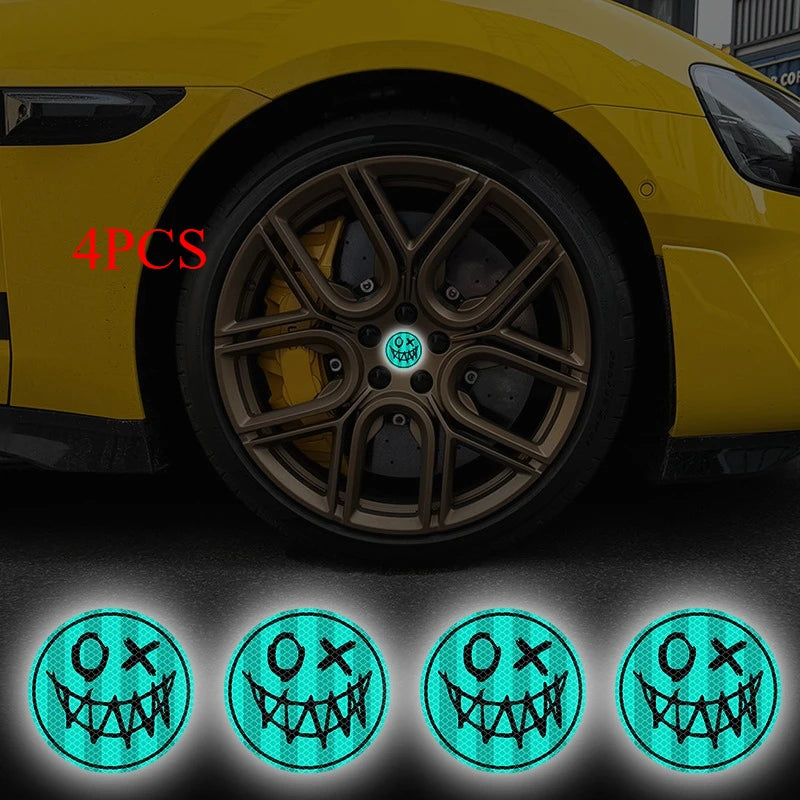 4PCS Reflective Smiling Face Car Stickers Waterproof Night Driving Safety Warning Vinyl Decals for DIY Car Truck SUV Wheel Hubs ATS Car Design