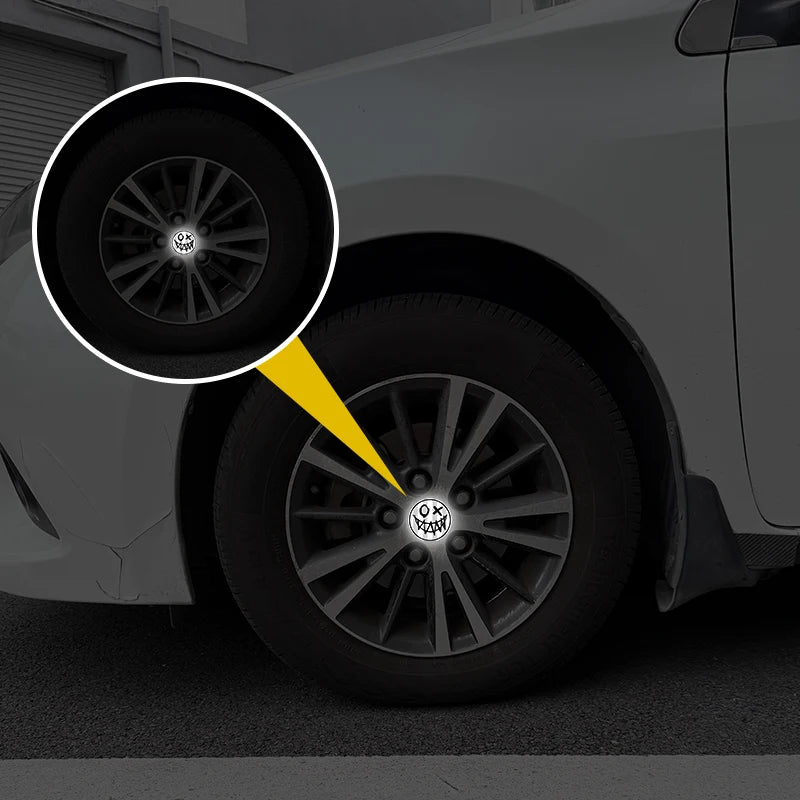 4PCS Reflective Smiling Face Car Stickers Waterproof Night Driving Safety Warning Vinyl Decals for DIY Car Truck SUV Wheel Hubs ATS Car Design